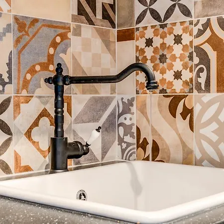 Noa - Self Check In 斯普利特